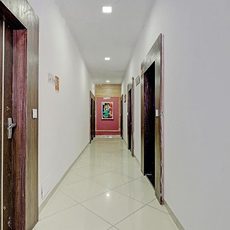 Oyo 11649 Hotel Mahima Gandhinagar Extérieur photo