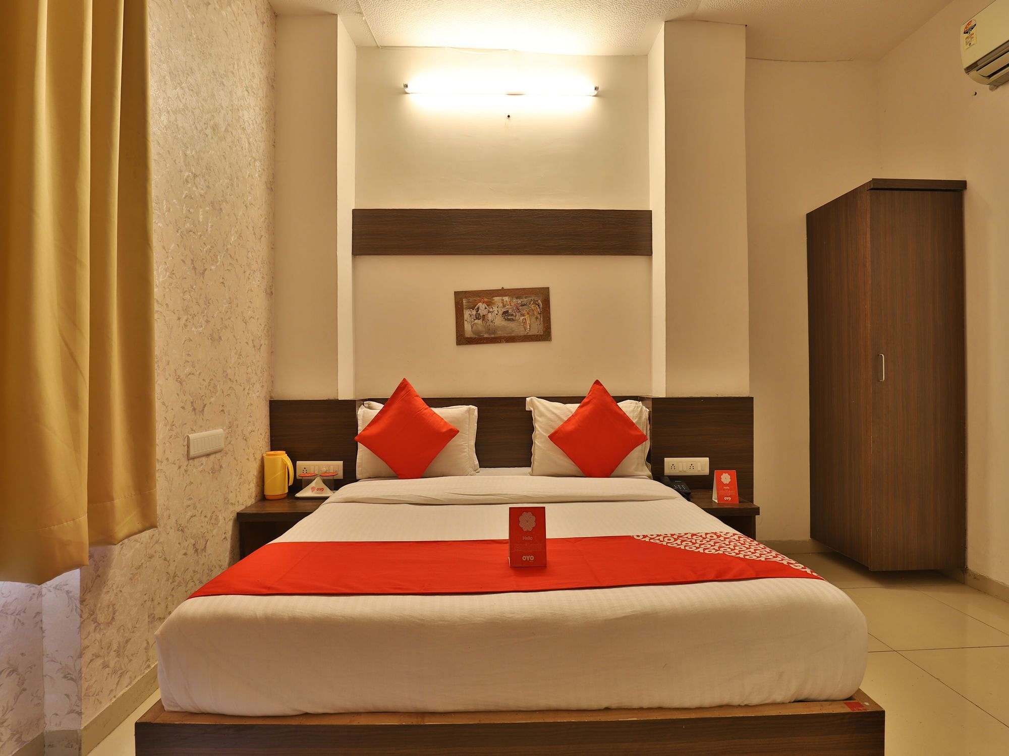 Oyo 11649 Hotel Mahima Gandhinagar Extérieur photo